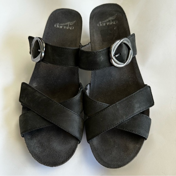 Dansko Women’s Susie Black Nubuck Leather Suede Slip On Cork Wedge Slides Sandal - Picture 2 of 13